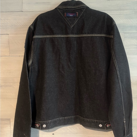 Tommy Hilfiger Black Denim Jacket with Red Accents - Picture 9 of 11